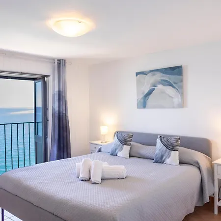 Dolce And Bed and breakfast 3*