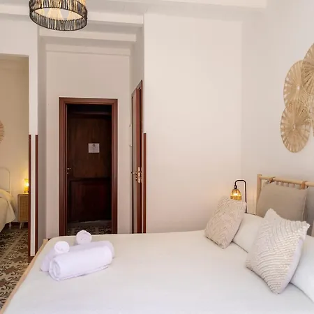 Dolce And Bed and breakfast Cefalú