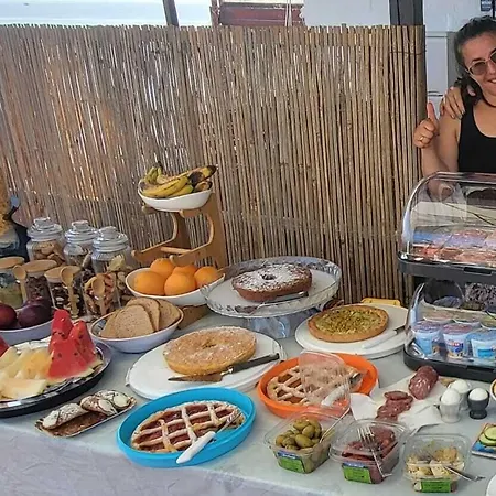 Dolce And Bed & Breakfast 4*